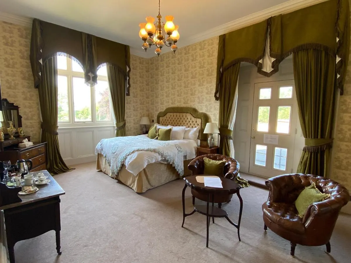 Rossington Hall Doncaster 4*,