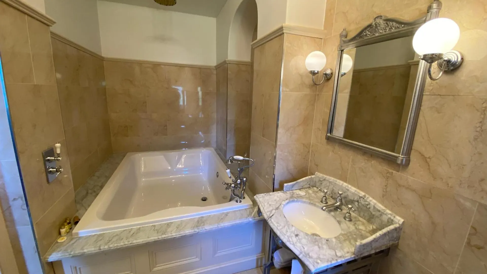 Rossington Hall Doncaster Hotel